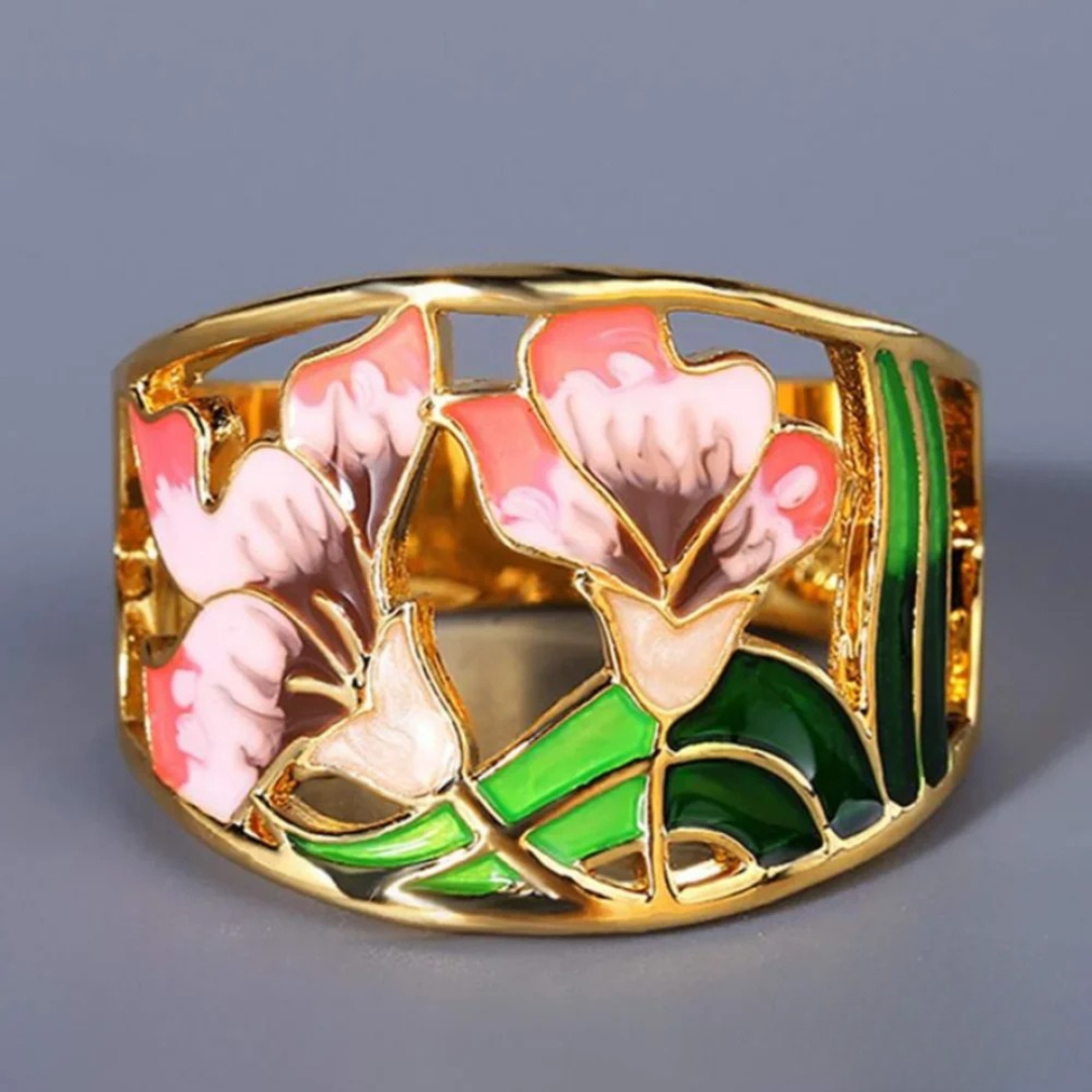 Vintage Floral Gold Ring