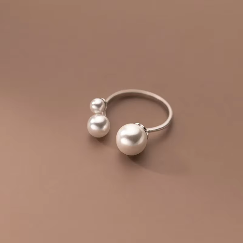 Adjustable Triple Freshwater Ring